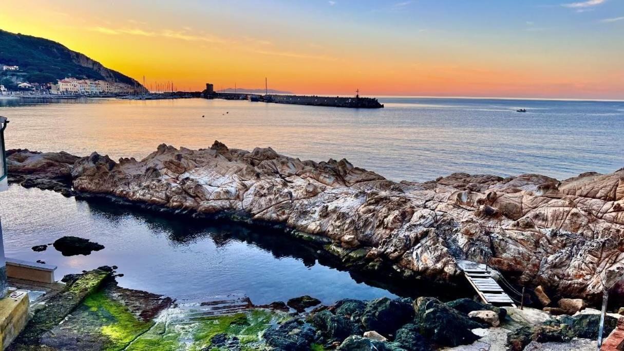 La Casina Rossa Villa Marciana Marina  Buitenkant foto